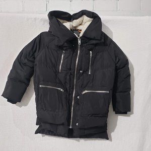 OROLAY Kids Unisex Black Zip Quilted Puffer Down Winter Coat Hooded 6-7Y